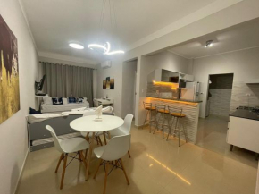 Lindo Apto 200 metros praia Enseada-Guaruja